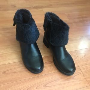 NWOB fur lined ankle boots